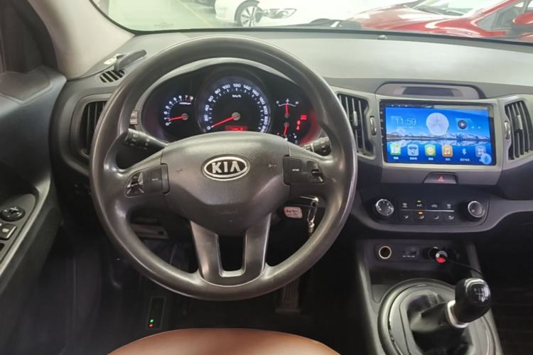 Used Kia Sportage R 2014 2.0L Manual Two-Wheel Drive GL Trim Steering Wheel