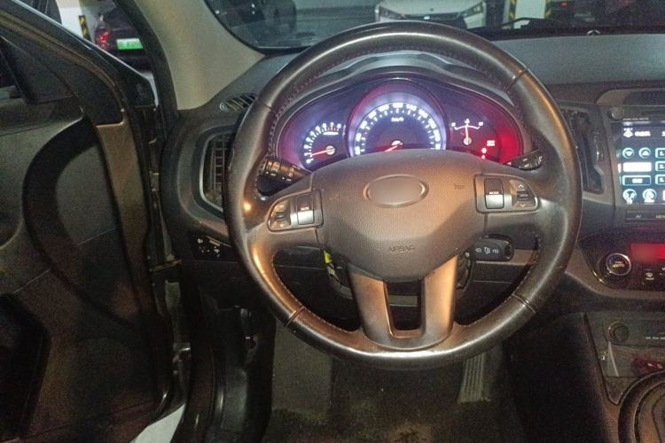 Used Kia Sportage R 2014 2.0L Manual Two-Wheel-Drive GLS Steering Wheel