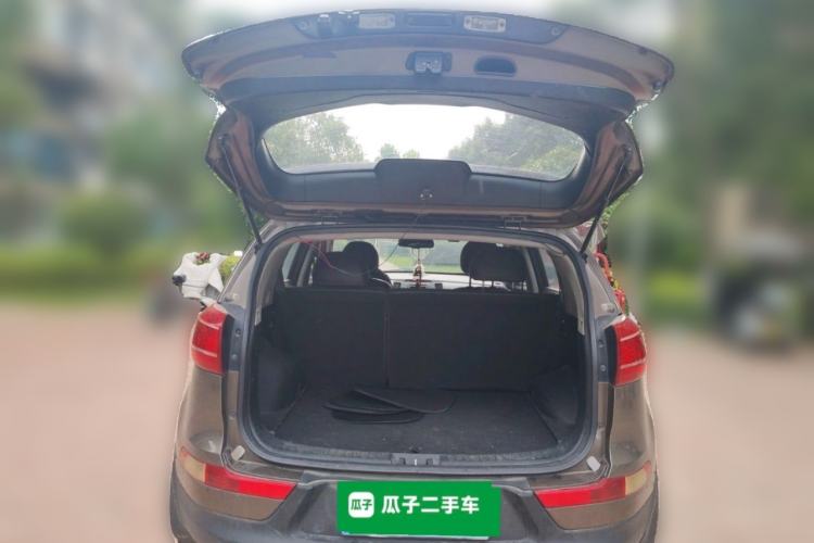 Used Kia Sportage R 2014 2.0L Automatic Two-Wheel Drive DLX Trunk