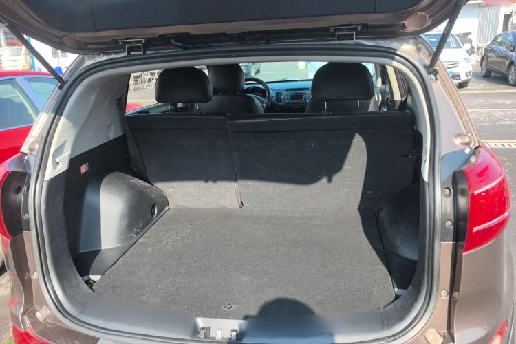 Used Kia Sportage R 2014 2.0L Automatic Two-Wheel Drive GLS Trim Trunk