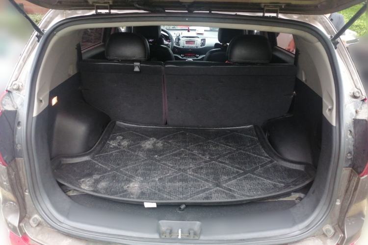 Used Kia Sportage R 2014 2.0L Automatic 4x4 GLS Trunk