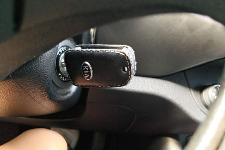 Used Kia Sportage R 2014 2.0L Automatic Two-Wheel Drive GL Vehicle Key