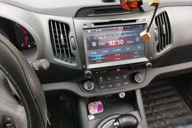 Used Kia Sportage R 2014 2.0L Automatic Two-Wheel Drive GL Audio And AC Panel