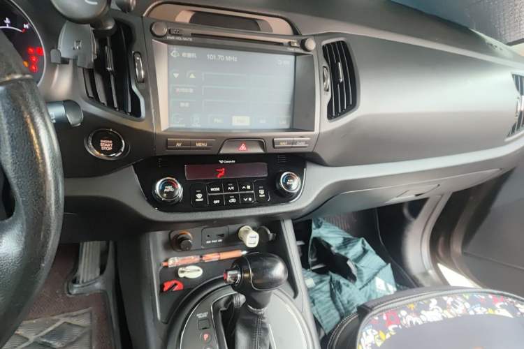 Used Kia Sportage R 2014 2.0L Automatic Two-Wheel Drive DLX Audio And AC Panel