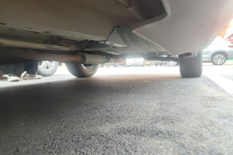 Used Kia Sportage R 2014 2.0L Automatic Two-Wheel Drive DLX Chassis Front Left