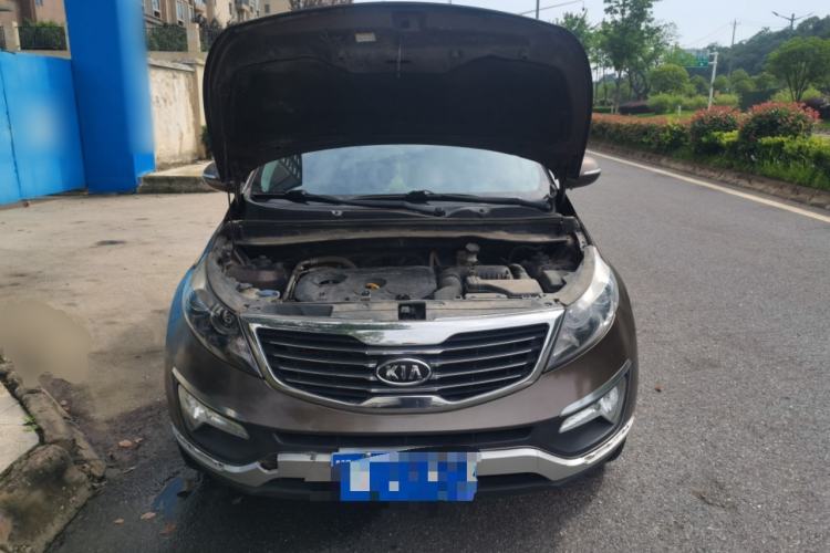 Used Kia Sportage R 2014 2.0L Automatic Two-Wheel Drive GLS Trim Engine Bay