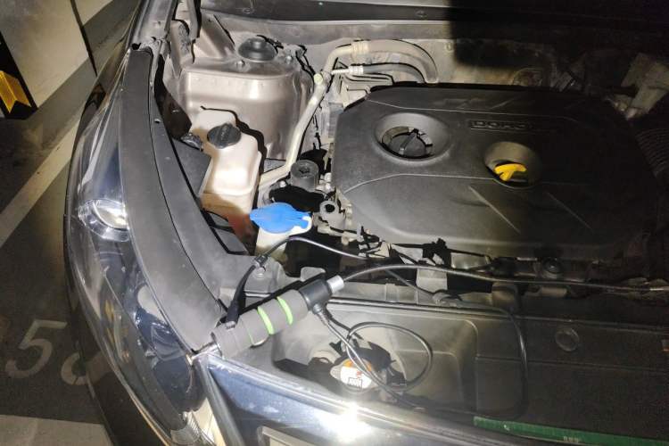 Used Kia Sportage R 2014 2.0L Automatic Two-Wheel Drive GL Engine Bay Right