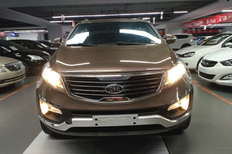 Used Kia Sportage R 2014 2.0L Automatic Two-Wheel Drive GLS Trim Front