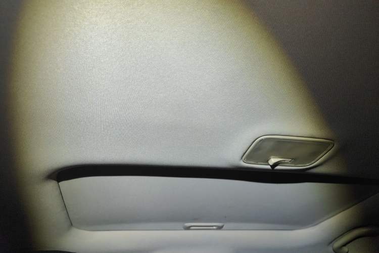 Used Kia Sportage R 2014 2.0L Automatic Two-Wheel Drive GL Headliner