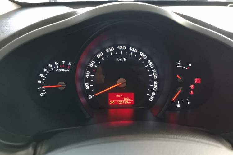 Used Kia Sportage R 2014 2.0L Manual Two-Wheel Drive GL Trim Instrument Cluster