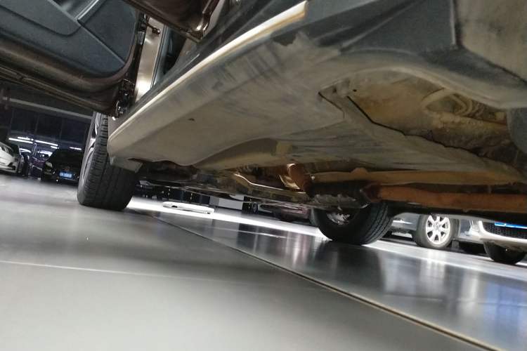 Used Kia Sportage R 2014 2.0L Automatic Two-Wheel Drive GLS Trim Left Side Sill