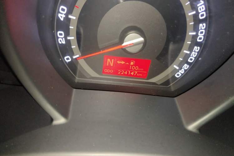 Used Kia Sportage R 2014 2.0L Automatic Two-Wheel Drive GL Odometer Close Up