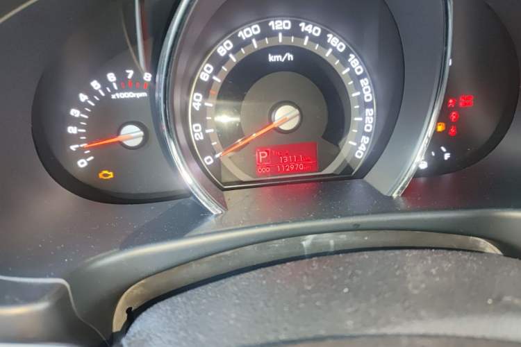 Used Kia Sportage R 2014 2.0L Automatic Two-Wheel Drive DLX Odometer Close Up
