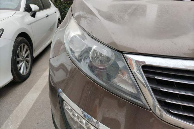 Used Kia Sportage R 2014 2.0L Automatic Two-Wheel Drive GL Right Front Headlight