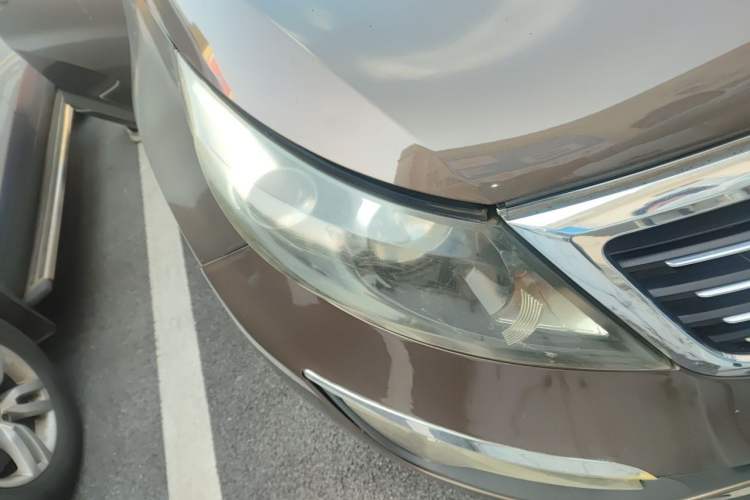 Used Kia Sportage R 2014 2.0L Automatic Two-Wheel Drive DLX Right Front Headlight