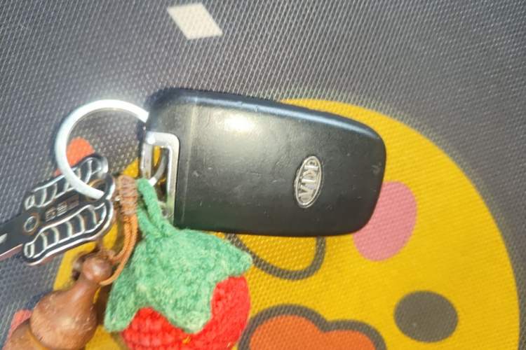 Used Kia Sportage R 2014 2.0L Automatic Two-Wheel Drive DLX Vehicle Key