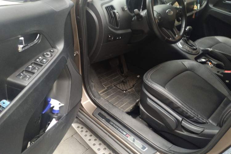 Used Kia Sportage R 2014 2.0L Automatic Two-Wheel Drive GLS Trim Driver Seat