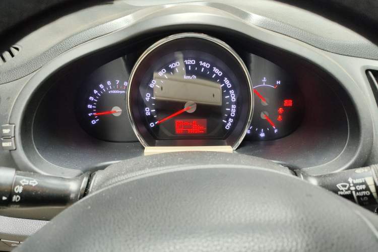 Used Kia Sportage R 2014 2.0L Automatic Two-Wheel Drive Premium Trim Instrument Cluster