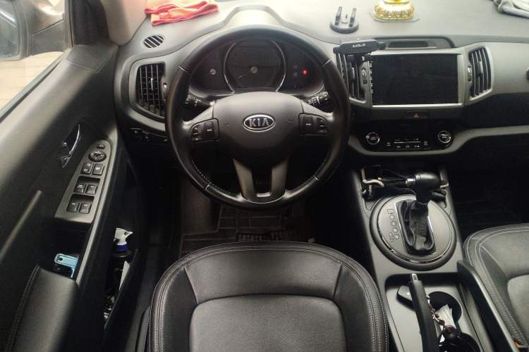 Used Kia Sportage R 2014 2.0L Automatic Two-Wheel Drive GLS Trim Steering Wheel
