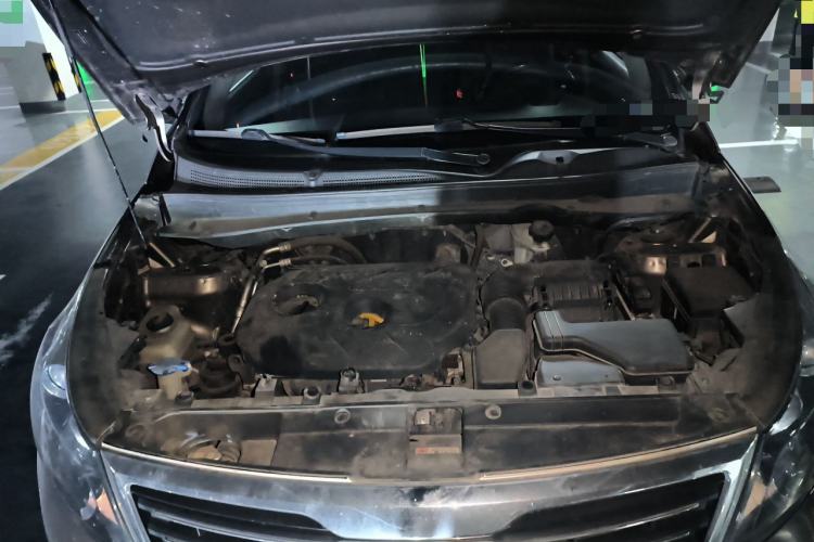 Used Kia Sportage R 2014 2.0L Automatic Two-Wheel Drive GLS Trim Engine Bay
