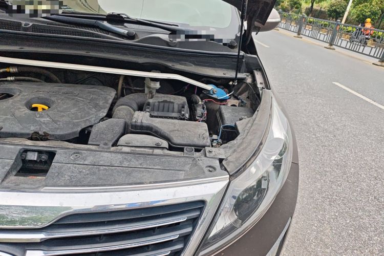 Used Kia Sportage R 2014 2.0L Automatic Two-Wheel Drive Premium Special Engine Bay Left