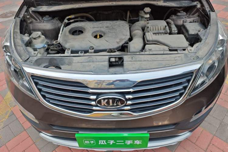 Used Kia Sportage R 2014 2.0L Automatic Two-Wheel Drive DLX Engine Bay