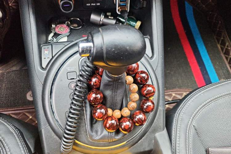 Used Kia Sportage R 2014 2.0L Automatic Two-Wheel Drive Premium Special Gear Lever