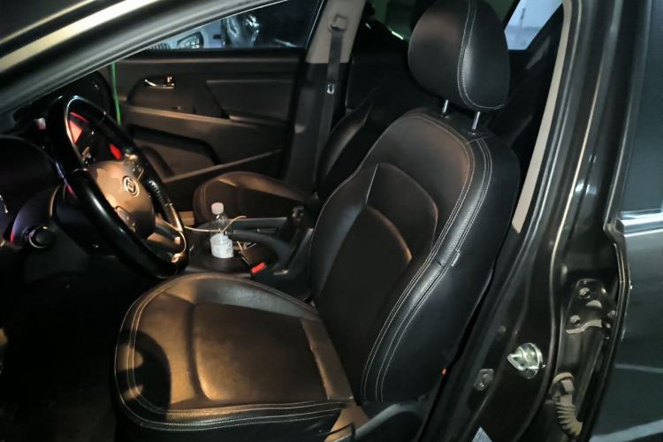 Used Kia Sportage R 2014 2.0L Automatic Two-Wheel Drive GLS Trim Left Front Seat