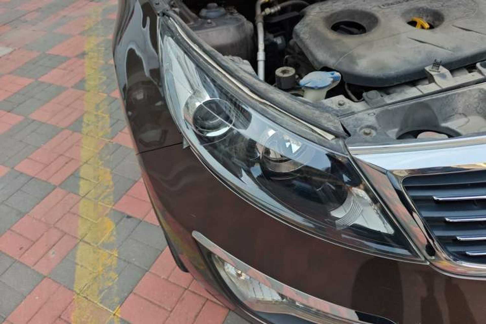 Used Kia Sportage R 2014 2.0L Automatic Two-Wheel Drive DLX Right Front Headlight