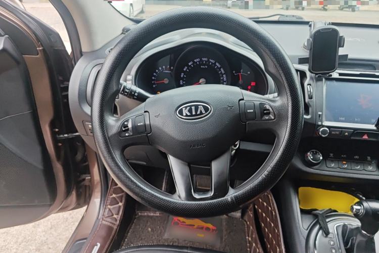 Used Kia Sportage R 2014 2.0L Automatic Two-Wheel Drive GL Steering Wheel