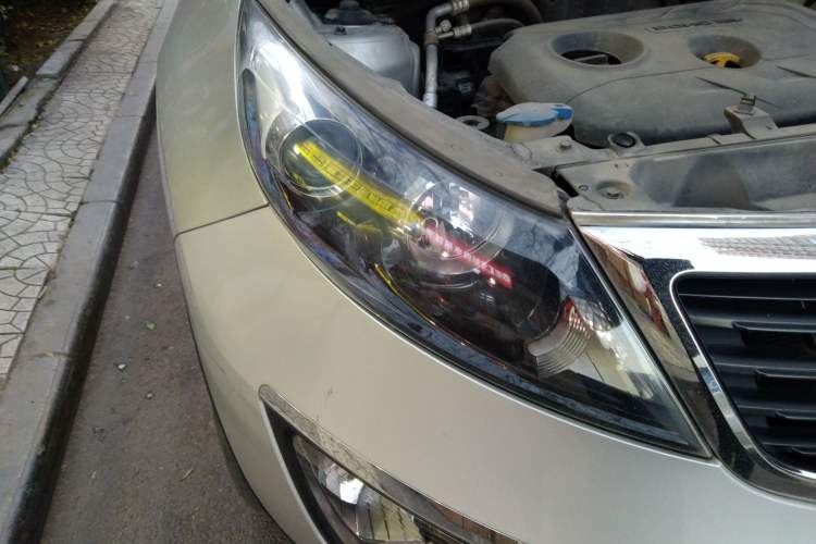 Used Kia Sportage R 2014 2.0L Automatic Two-Wheel Drive GL Right Front Headlight