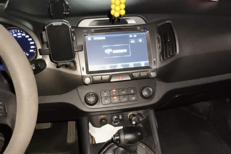 Used Kia Sportage R 2014 2.0L Automatic Two-Wheel Drive GL Audio And AC Panel