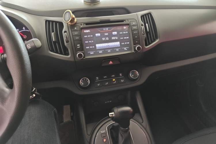 Used Kia Sportage R 2014 2.0L Automatic Two-Wheel Drive GL Audio And AC Panel
