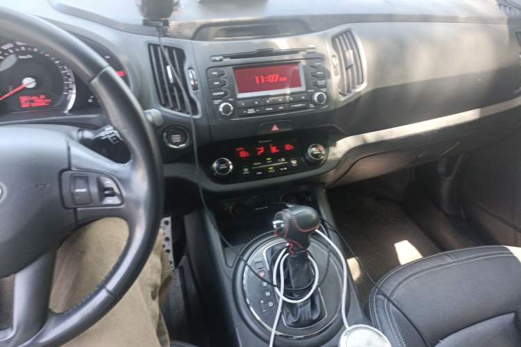 Used Kia Sportage R 2014 2.0L Automatic Two-Wheel Drive DLX Audio And AC Panel