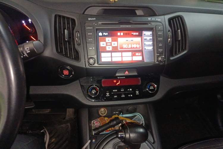 Used Kia Sportage R 2014 2.0L Automatic Two-Wheel Drive Premium Special Audio And AC Panel