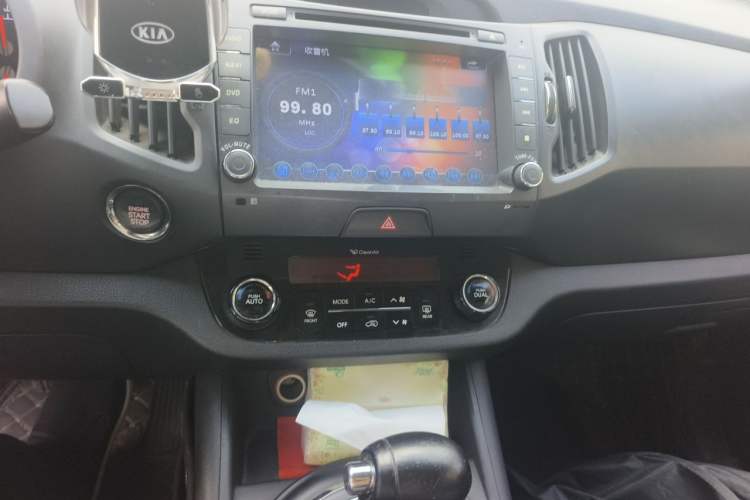Used Kia Sportage R 2014 2.0L Automatic Two-Wheel Drive GLS Trim Audio And AC Panel