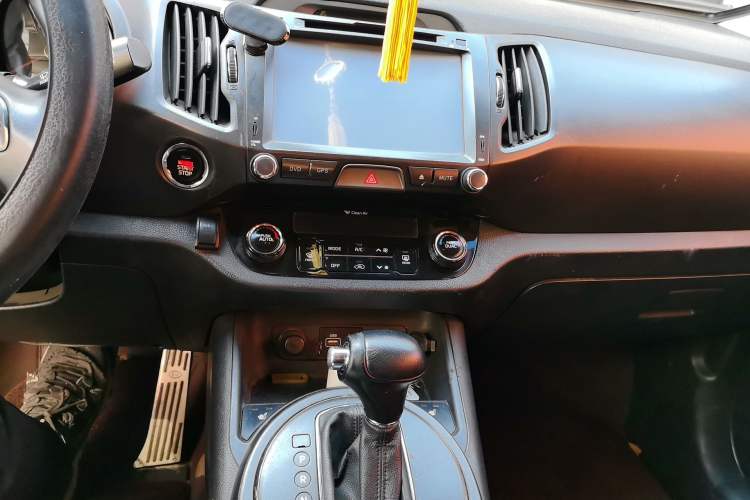 Used Kia Sportage R 2014 2.0L Automatic Two-Wheel Drive Premium Special Audio And AC Panel