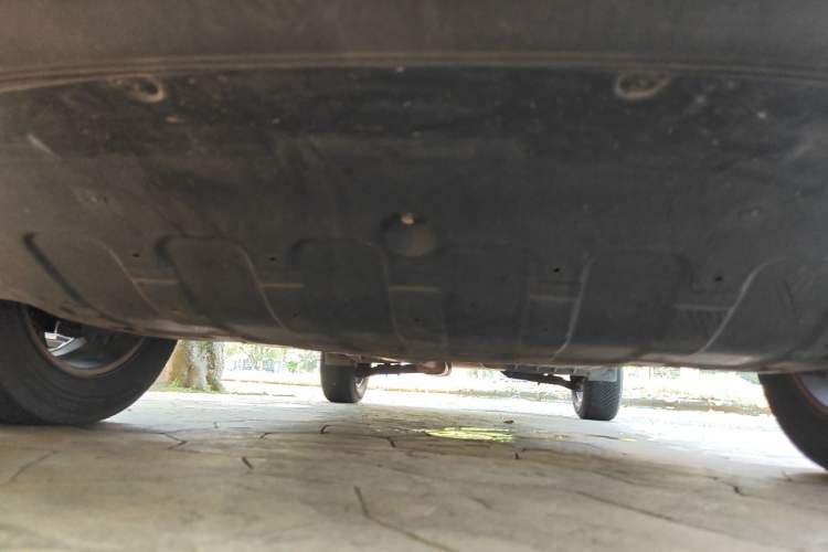 Used Kia Sportage R 2014 2.0L Automatic Two-Wheel Drive GLS Trim Chassis Front