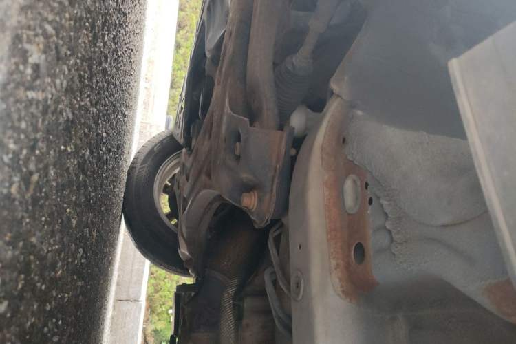 Used Kia Sportage R 2014 2.0L Manual Two-Wheel Drive GL Trim Chassis Front Left