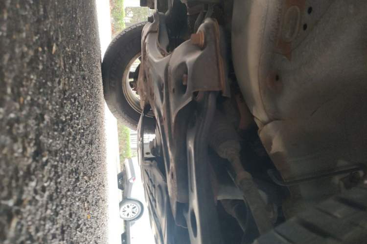 Used Kia Sportage R 2014 2.0L Manual Two-Wheel Drive GL Trim Chassis Front Right