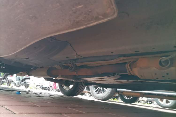 Used Kia Sportage R 2014 2.0L Automatic Two-Wheel Drive GLS Trim Chassis Front Right
