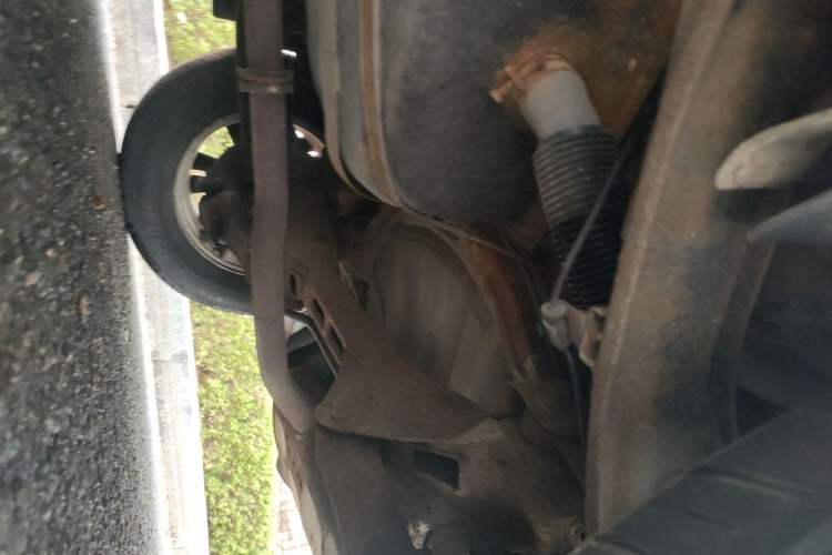 Used Kia Sportage R 2014 2.0L Manual Two-Wheel Drive GL Trim Chassis Rear Left