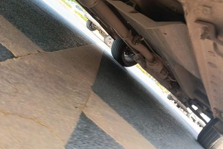 Used Kia Sportage R 2014 2.0L Automatic Two-Wheel Drive GLS Trim Chassis Rear Right