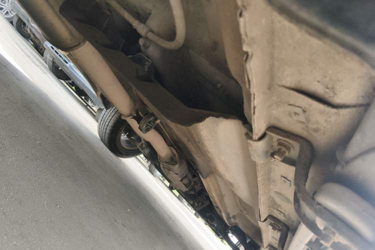 Used Kia Sportage R 2014 2.0L Automatic Two-Wheel Drive GLS Trim Chassis Rear Right