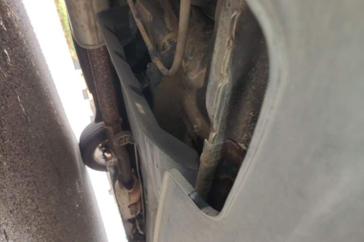 Used Kia Sportage R 2014 2.0L Automatic Two-Wheel Drive GLS Trim Chassis Rear Right