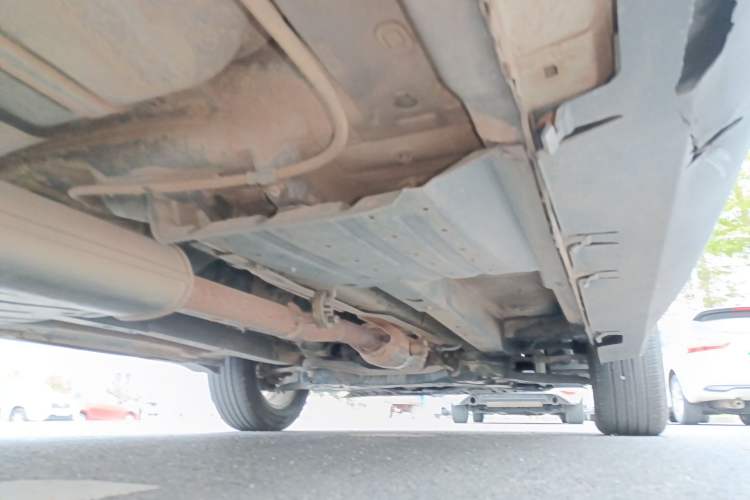 Used Kia Sportage R 2014 2.0L Automatic Two-Wheel Drive GLS Trim Chassis Rear Right
