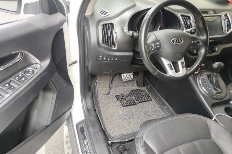Used Kia Sportage R 2014 2.0L Automatic 4x4 GLS Driver Seat