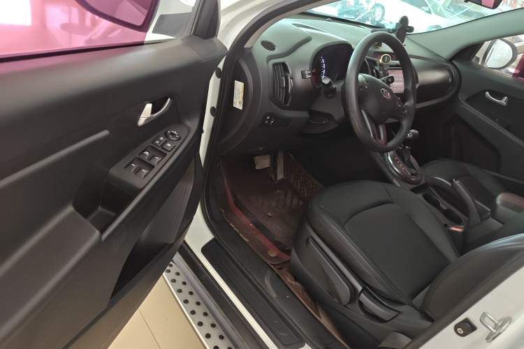 Used Kia Sportage R 2014 2.0L Automatic Two-Wheel Drive GL Driver Seat