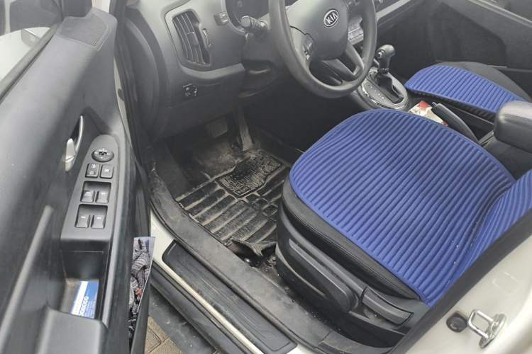 Used Kia Sportage R 2014 2.0L Automatic Two-Wheel Drive GLS Trim Driver Seat