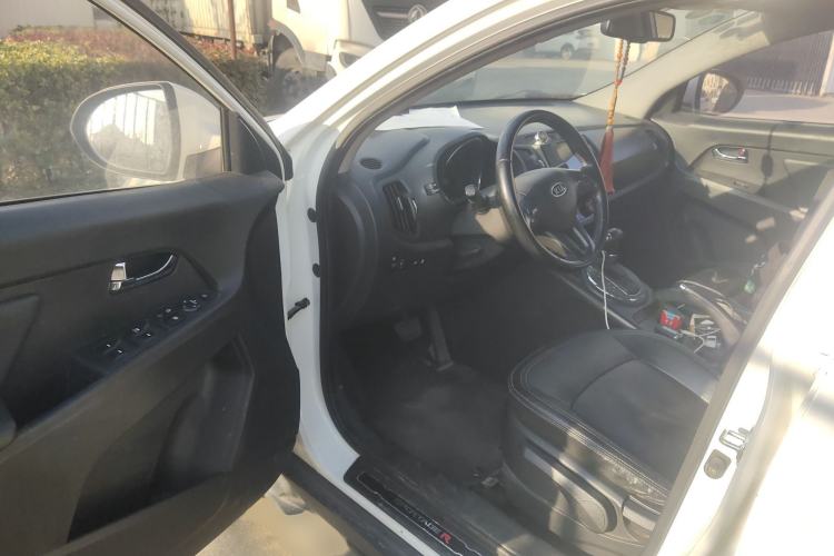 Used Kia Sportage R 2014 2.0L Automatic Two-Wheel Drive DLX Driver Seat